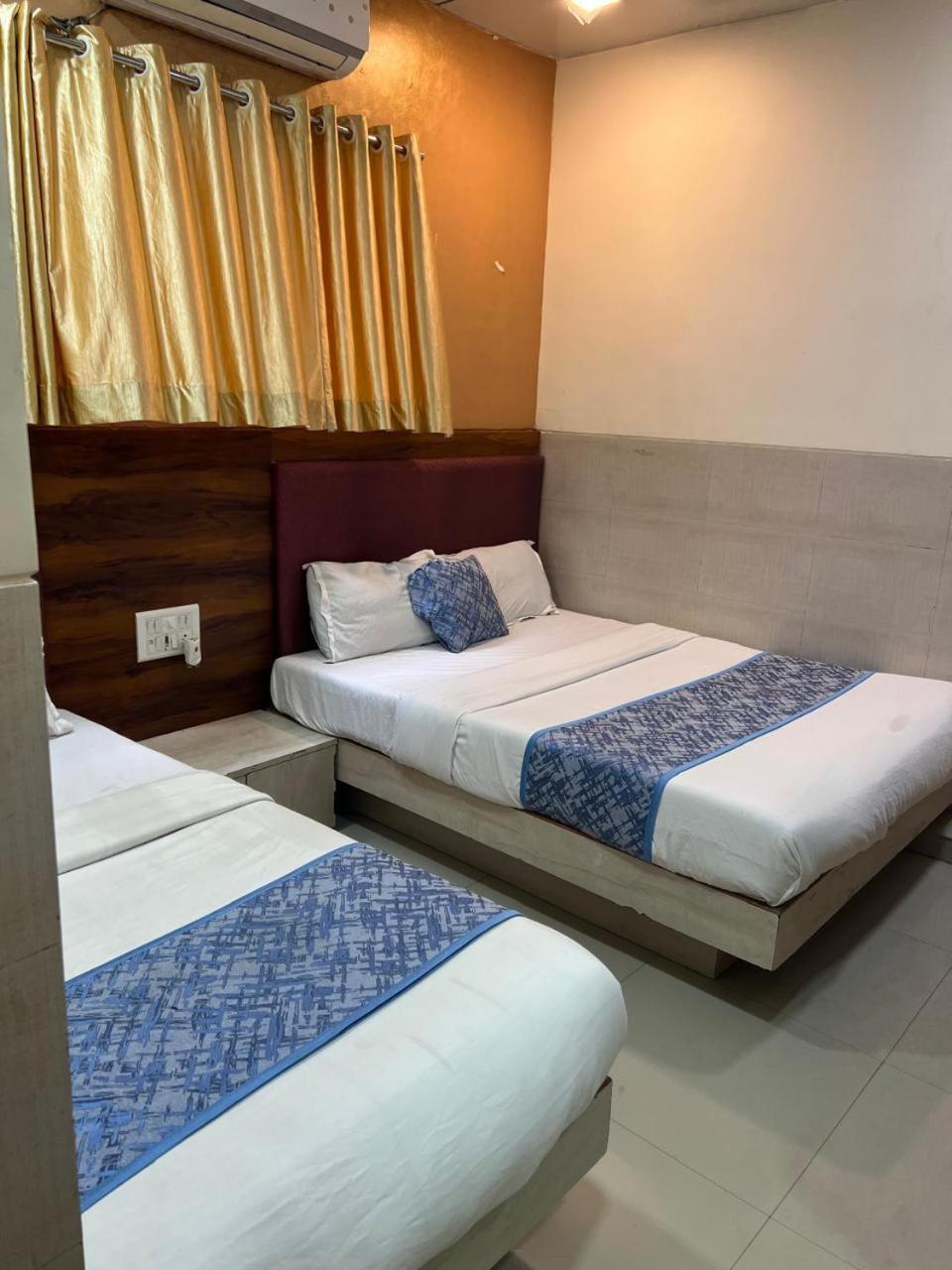 Hotel Kf Residency Mumbai Exteriör bild
